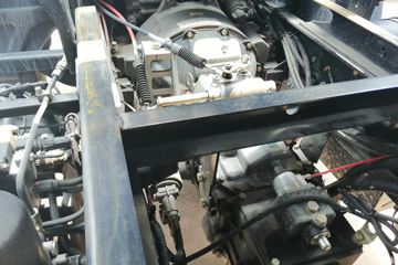 �Ĵ��ִ� ��Խ 140���� 4X2 4.3����ж��ͼƬ