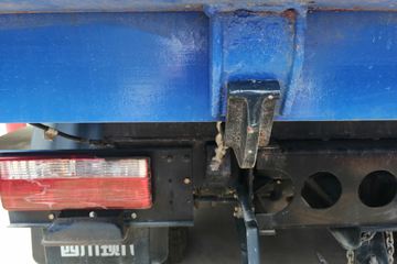 �Ĵ��ִ� ��Խ 115���� 4X2 3.9����ж��(CNJ3040ZPB33V)ͼƬ