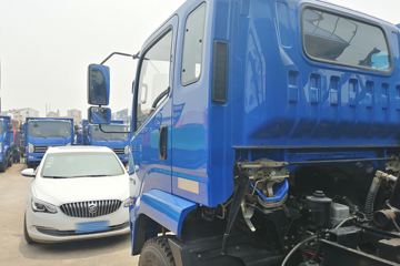 �Ĵ��ִ� ��Խ 115���� 4X2 3.9����ж��(CNJ3040ZPB33V)ͼƬ