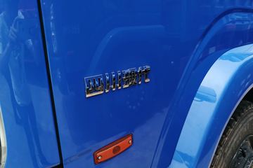 �Ĵ��ִ� ��Խ 115���� 4X2 3.9����ж��(CNJ3040ZPB33V)ͼƬ