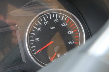 �����ؿ� N6 300���� 8X4 6.5����ж��ͼƬ