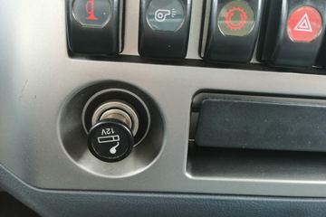 �Ĵ��ִ� ��Խ 115���� 4X2 3.9����ж��(CNJ3040ZPB33V)ͼƬ