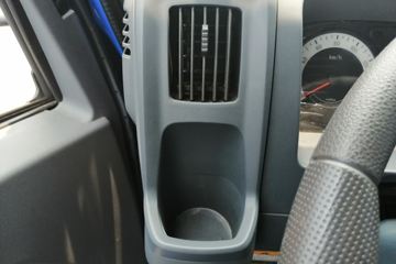 �Ĵ��ִ� ��Խ 115���� 4X2 3.9����ж��(CNJ3040ZPB33V)ͼƬ