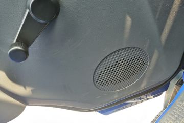 �Ĵ��ִ� ��Խ 115���� 4X2 3.9����ж��(CNJ3040ZPB33V)ͼƬ