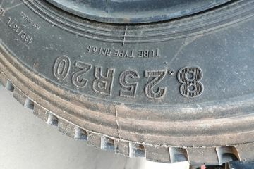 �Ĵ��ִ� ��Խ 115���� 4X2 3.9����ж��(CNJ3040ZPB33V)ͼƬ