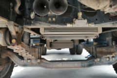 四川现代 瑞越 115马力 4X2 3.9米自卸车(CNJ3040ZPB33V)