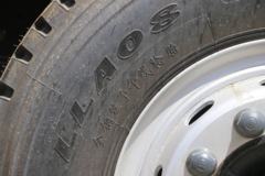 福田 欧曼新ETX 6系重卡 300马力 8X4 6.5米自卸车(BJ3313DNPKC-AR)