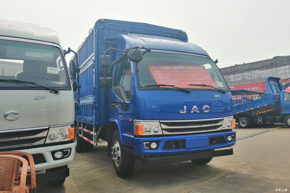 江淮 康铃H6 120马力 4.18米单排越野仓栅式轻卡(国六)