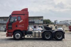 一汽解放 新J6P重卡 南方版 460马力 6X4牵引车(457后桥)(CA4250P66K24T1A1E5)