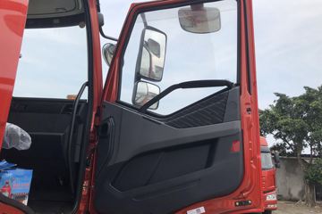 һ����� ��J6P�ؿ� �Ϸ��� 460���� 6X4ǣ����(457����)(CA4250P66K24T1A1E5)ͼƬ