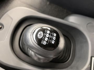 һ����� ��J6P�ؿ� �Ϸ��� 460���� 6X4ǣ����(457����)(CA4250P66K24T1A1E5)ͼƬ