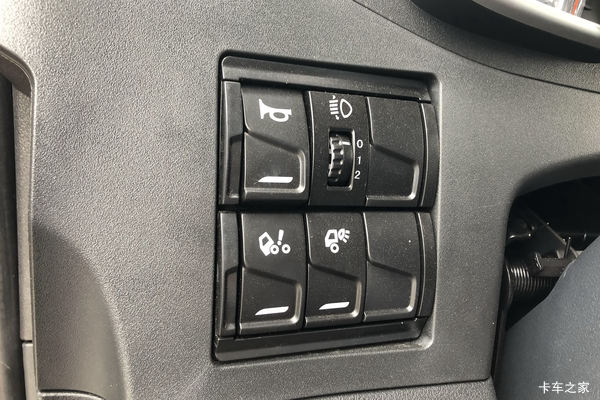 优惠1万 福州恒聚解放J6P牵引车火热促销中