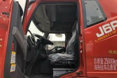 一汽解放 新J6P重卡 南方版 460马力 6X4牵引车(457后桥)(CA4250P66K24T1A1E5)