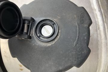 һ����� ��J6P�ؿ� �Ϸ��� 460���� 6X4ǣ����(457����)(CA4250P66K24T1A1E5)ͼƬ