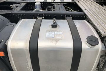 һ����� ��J6P�ؿ� �Ϸ��� 460���� 6X4ǣ����(457����)(CA4250P66K24T1A1E5)ͼƬ