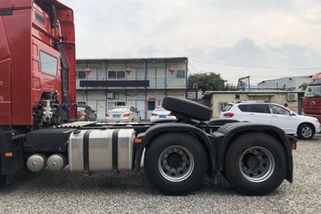 һ����� ��J6P�ؿ� �Ϸ��� 460���� 6X4ǣ����(457����)(CA4250P66K24T1A1E5)ͼƬ