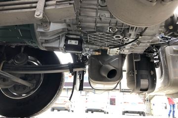 һ����� ��J6P�ؿ� �Ϸ��� 460���� 6X4ǣ����(457����)(CA4250P66K24T1A1E5)ͼƬ