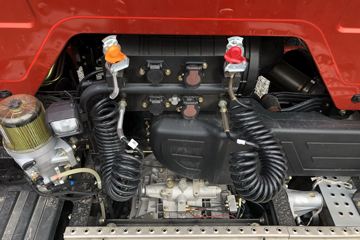 һ����� ��J6P�ؿ� �Ϸ��� 460���� 6X4ǣ����(457����)(CA4250P66K24T1A1E5)ͼƬ