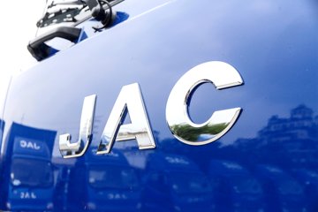 ���� ����V8 170���� 4.15�׵�����ʽ�ῨͼƬ