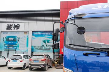 ���� ����V8 170���� 4.15�׵�����ʽ�ῨͼƬ