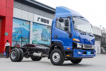 ���� ����V8 170���� 4.15�׵�����ʽ�ῨͼƬ