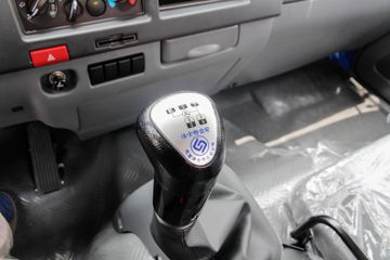 ���� ����V8 170���� 4.15�׵�����ʽ�ῨͼƬ