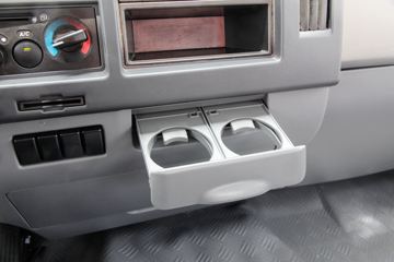 ���� ����V8 170���� 4.15�׵�����ʽ�ῨͼƬ