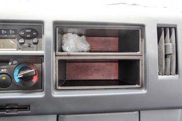 ���� ����V8 170���� 4.15�׵�����ʽ�ῨͼƬ