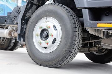 ���� ����V8 170���� 4.15�׵�����ʽ�ῨͼƬ