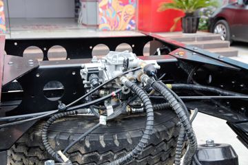 ���� ����V8 170���� 4.15�׵�����ʽ�ῨͼƬ