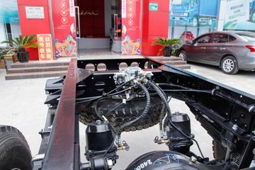 ���� ����V8 170���� 4.15�׵�����ʽ�ῨͼƬ