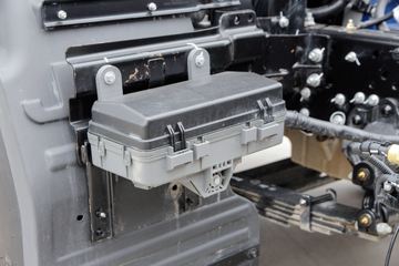 ���� ����V8 170���� 4.15�׵�����ʽ�ῨͼƬ