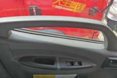 解放 虎VH 大王升级版 160马力 4.21米单排厢式轻卡(CA5049XXYP40K2L1E5A84)