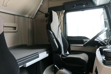 ��(MAN) TGXϵ���ؿ� 480���� 6X2R�Զ���ǣ����(TGX28.480 6X2-2 BLS)ͼƬ