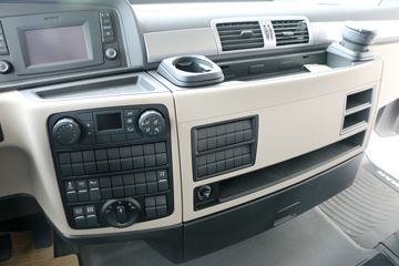 ��(MAN) TGXϵ���ؿ� 480���� 6X2R�Զ���ǣ����(TGX28.480 6X2-2 BLS)ͼƬ