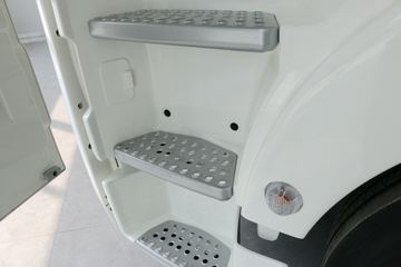 ��(MAN) TGXϵ���ؿ� 480���� 6X2R�Զ���ǣ����(TGX28.480 6X2-2 BLS)ͼƬ