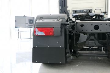 ��(MAN) TGXϵ���ؿ� 480���� 6X2R�Զ���ǣ����(TGX28.480 6X2-2 BLS)ͼƬ