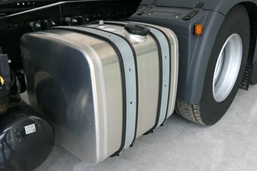 ��(MAN) TGXϵ���ؿ� 480���� 6X2R�Զ���ǣ����(TGX28.480 6X2-2 BLS)ͼƬ