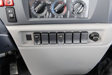 ó KS 130 4X2 4.1׵Ῠ(DFH1040BX5)ͼƬ