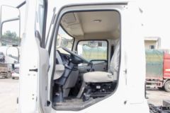 东风商用车 天锦KS 130马力 4X2 4.1米单排栏板轻卡(DFH1040BX5)