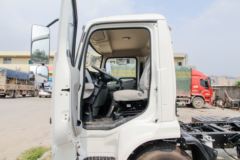 东风商用车 天锦KS 130马力 4X2 4.1米单排栏板轻卡(DFH1040BX5)