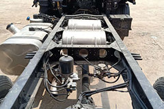 解放 J6F 160马力 3.85米排半仓栅式轻卡(CA5043CCYP40K2L1E5A84)