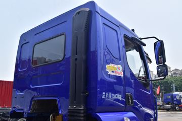 �������� �³���M3�п� 180���� 4X2 7.8����ʽ�ػ���ͼƬ
