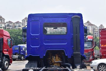 �������� �³���M3�п� 180���� 4X2 7.8����ʽ�ػ���ͼƬ