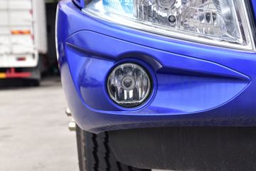 �������� �³���M3�п� 180���� 4X2 7.8����ʽ�ػ���ͼƬ