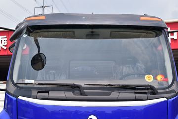 �������� �³���M3�п� 180���� 4X2 7.8����ʽ�ػ���ͼƬ