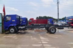 东风柳汽 新乘龙M3中卡 180马力 4X2 7.8米厢式载货车(LZ5182XXYM3AB) 东风柳汽 新乘龙M3中卡 180马力 4X2 7.8米厢式载货车(LZ5182XXYM3AB)