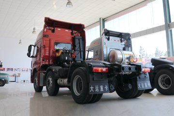 大运N8V&nbsp;牵引车外观                                                图片