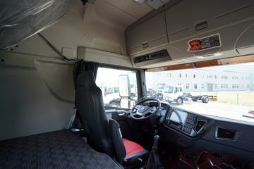 �ൺ��� JH6�ؿ� �ļ��� ����� 550���� 6X4ǣ����(CA4259P25K2T1E5A80)ͼƬ