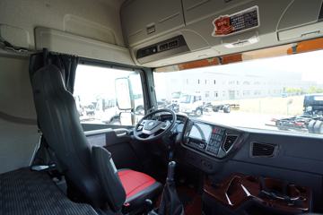 �ൺ��� JH6�ؿ� �ļ��� ����� 550���� 6X4ǣ����(CA4259P25K2T1E5A80)ͼƬ